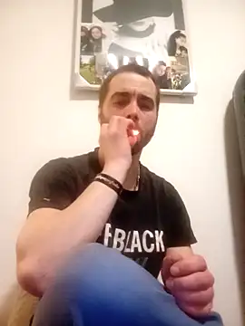 Hanys1912 online show from February 3, 2026, 4:56 pm