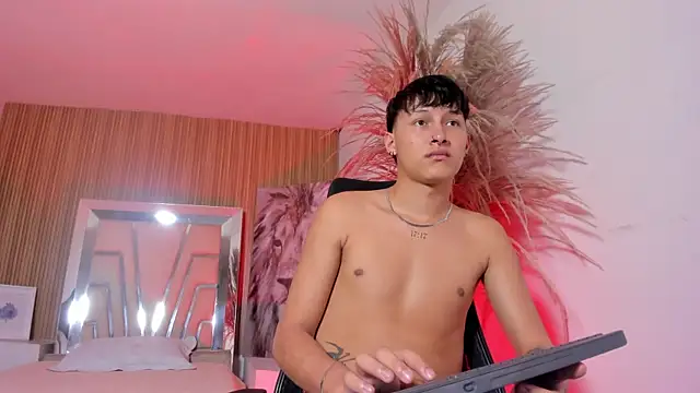 SalvatoreBenford online show from March 24, 2026, 8:58 pm