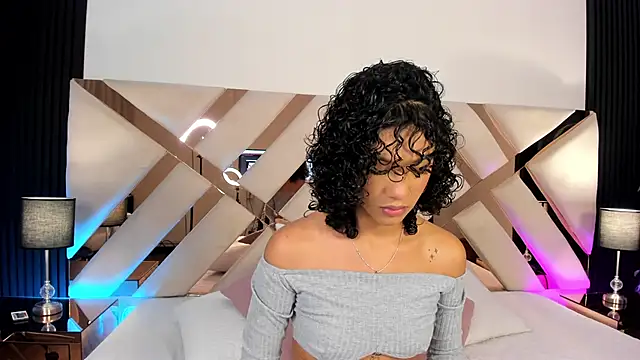 missbrasil online show from May 4, 2026, 12:23 pm