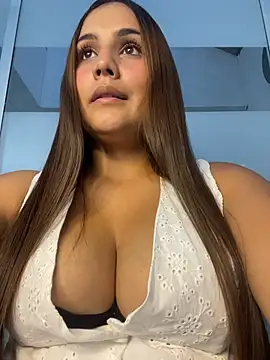Snapshot of Noa_Harper- chatting on May 30, 2026, 9:45 pm Noa Harper- online show from May 30, 2026, 9:45 pm