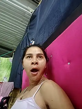 Mia axell online show from February 5, 2026, 10:20 am