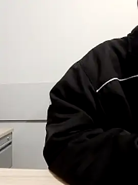 macedo420 online show from April 28, 2026, 12:42 am