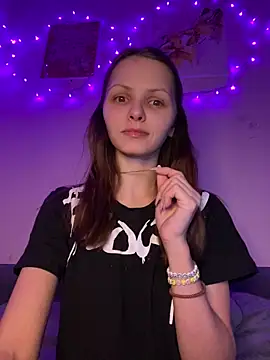 kirakotarina28 online show from February 11, 2026, 12:15 am