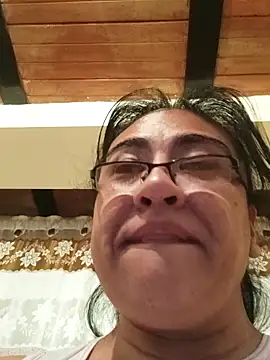 emilymoore34 online show from February 5, 2026, 3:33 am