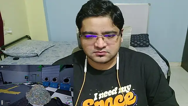 Charmer-Boy online show from February 3, 2026, 4:43 am