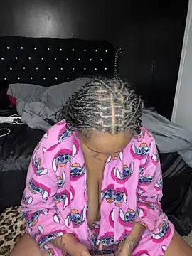 Snapshot of tipheragain chatting on April 10, 2026, 8:41 am tipheragain online show from April 10, 2026, 8:41 am