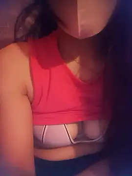 quanchatseex online show from February 4, 2026, 4:46 pm