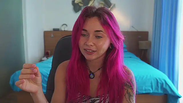 Sarah Pink online show from January 9, 2026, 12:57 am