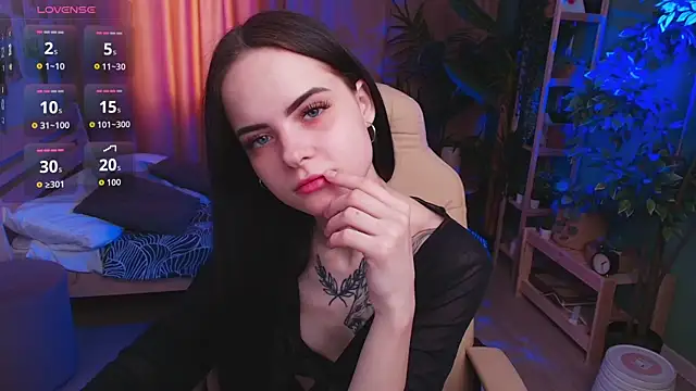 Antonia Thomass online show from April 1, 2026, 7:09 am