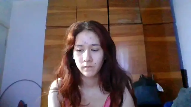Snapshot of NickiKisinger chatting on April 28, 2026, 5:12 am NickiKisinger online show from April 28, 2026, 5:12 am
