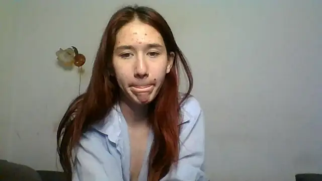 Snapshot of NickiKisinger chatting on May 2, 2026, 5:23 am NickiKisinger online show from May 2, 2026, 5:23 am
