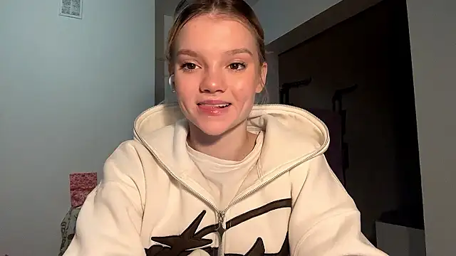 Tiffany Muse online show from March 6, 2026, 3:03 am