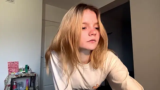 Tiffany Muse online show from March 8, 2026, 3:10 am