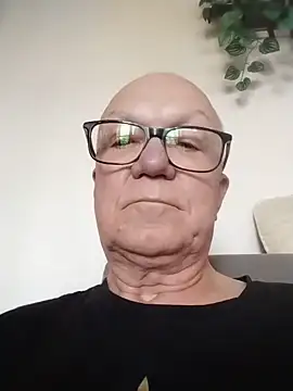 Wieczorek195706 online show from August 9, 2026, 9:25 am