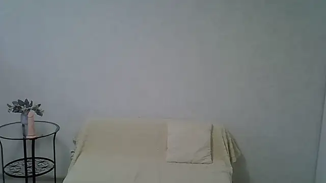 Opaldream online show from June 10, 2026, 6:07 pm