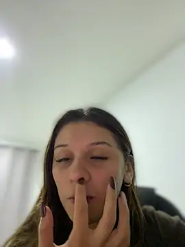 alison parkerr26 online show from March 13, 2026, 2:51 am