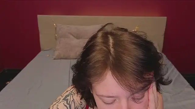 Svenaa Kopnie online show from March 5, 2026, 1:23 am