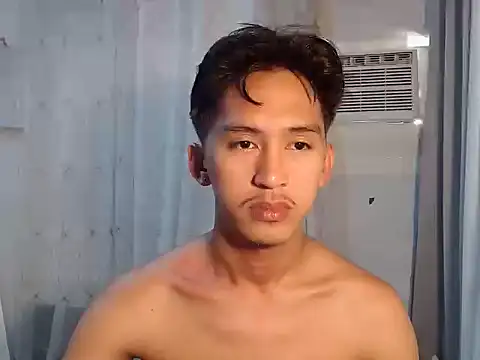  andrie69  online show from March 21, 2026, 7:46 am