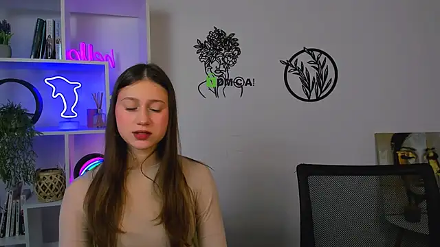 arianaa cat online show from March 2, 2026, 8:48 pm