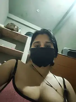 Sexy khushi19 online show from April 22, 2026, 3:13 pm