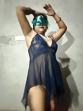 Sexy khushi19 online show from May 7, 2026, 12:21 pm