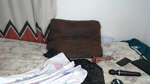 Snapshot of SexyyMandy chatting on March 20, 2026, 2:27 am SexyyMandy online show from March 20, 2026, 2:27 am