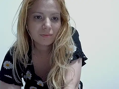 Snapshot of ChleoWild chatting on May 30, 2026, 8:50 pm ChleoWild online show from May 30, 2026, 8:50 pm