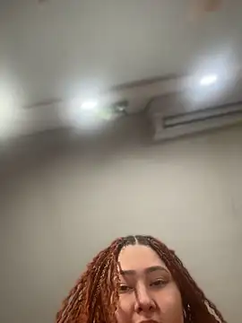Snapshot of Rouse-Antonella_ chatting on May 30, 2026, 4:31 am Rouse-Antonella online show from May 30, 2026, 4:31 am