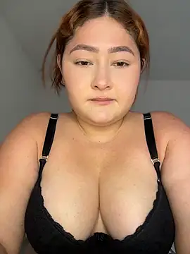 Snapshot of Rouse-Antonella_ chatting on June 3, 2026, 9:09 pm Rouse-Antonella online show from June 3, 2026, 9:09 pm
