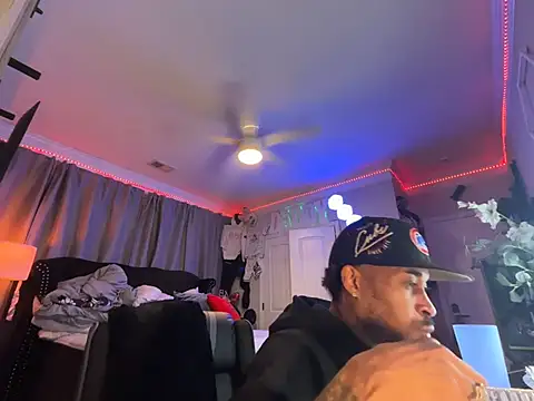 StillArQuez online show from July 29, 2026, 3:37 am