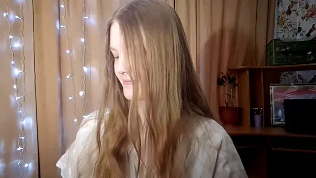 Snapshot of TaliaBerks chatting on February 6, 2026, 12:19 pm TaliaBerks online show from February 6, 2026, 12:19 pm