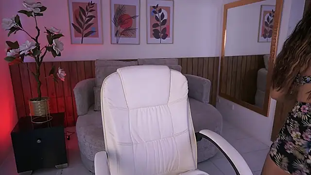 IvyGrabes online show from April 25, 2026, 7:11 pm