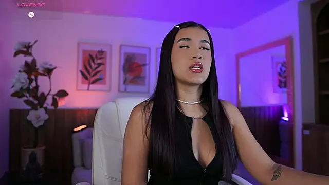 IvyGrabes online show from July 13, 2026, 11:35 am