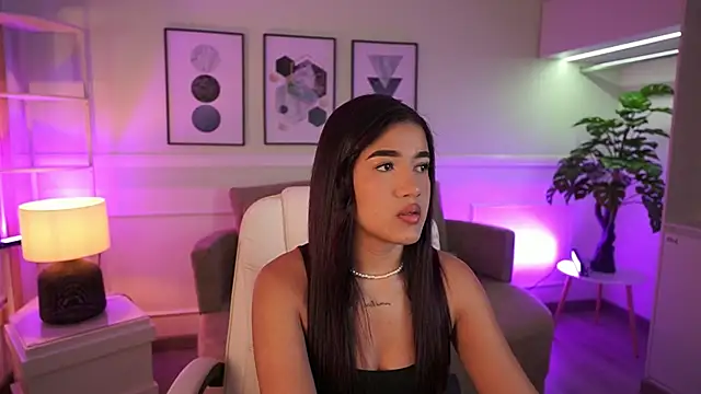 IvyGrabes online show from July 15, 2026, 11:37 am