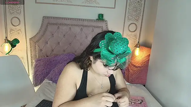 Snapshot of Honny_Blaice_ chatting on March 17, 2026, 12:08 pm Honny Blaice online show from March 17, 2026, 12:08 pm