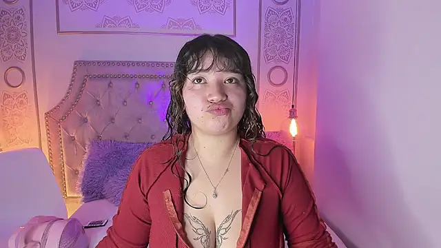 Snapshot of Honny_Blaice_ chatting on March 23, 2026, 12:31 pm Honny Blaice online show from March 23, 2026, 12:31 pm