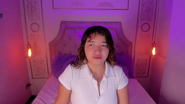 Honny Blaice  online show from April 22, 2026, 12:07 pm