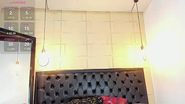 RousMature online show from April 14, 2026, 3:40 pm