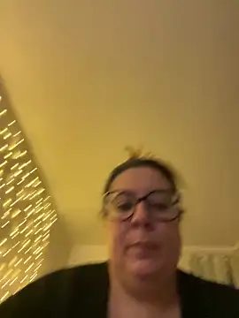 Snapshot of JasmineGlow7 chatting on March 13, 2026, 6:03 pm JasmineGlow7 online show from March 13, 2026, 6:03 pm