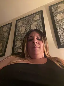 JasmineGlow7 online show from May 8, 2026, 9:09 pm