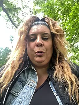 JasmineGlow7 online show from May 16, 2026, 4:28 pm
