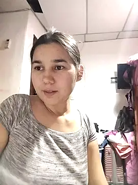 Snapshot of Merliah_1 chatting on April 1, 2026, 1:39 am Merliah 1 online show from April 1, 2026, 1:39 am