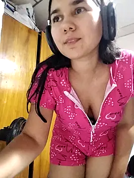 Snapshot of Merliah_1 chatting on April 1, 2026, 10:29 pm Merliah 1 online show from April 1, 2026, 10:29 pm