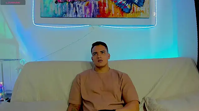 jhon nicolas online show from March 3, 2026, 7:42 pm