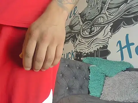 justinBigcock555 online show from February 4, 2026, 11:27 am