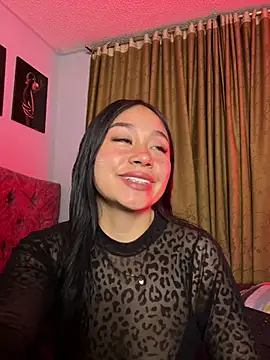 SavageBond  online show from May 9, 2026, 4:28 am