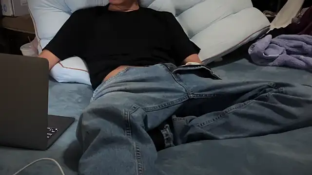 Mardelrey online show from March 4, 2026, 1:50 pm