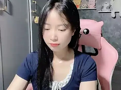 Linne6789 online show from April 20, 2026, 6:20 pm