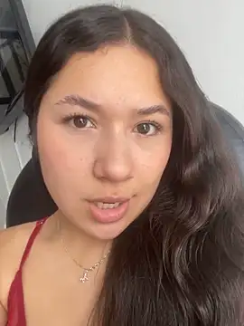 DULCE MARIA EF online show from March 14, 2026, 1:16 pm