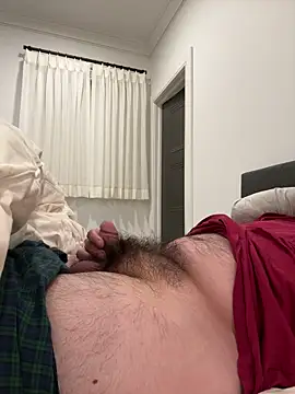 hairypokeballs online show from March 31, 2026, 4:46 am